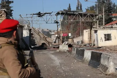 Suriye'de ordu tarafından temizlenen terör örgütü, Kur'an-ı Kerim içine bubi tuzağı kurdu