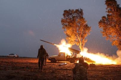 SDG, Tabka'dan çekilerken infaz ve ihlaller gerçekleştirdi