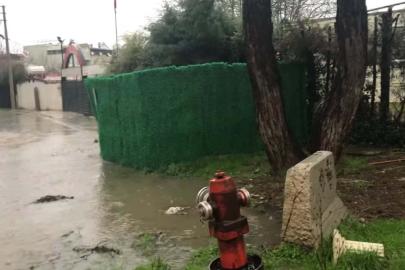 Çevre Bakanlığı'ndan kanalizasyonu içme suyu hattına kaçıran İZSU'ya ceza