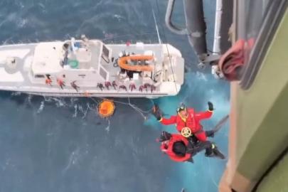 İzmir açıklarında batan göçmen botundan 2 kişi kurtarıldı