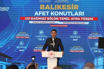 Murat Kurum'dan Sındırgı depremzedelerine mesaj: Söz verdik, tutacağız