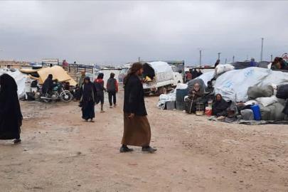 Suriye yönetiminden Hol Kampı kararı: 77 aile Halep kırsalına taşındı