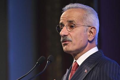 Abdulkadir Uraloğlu duyurdu: Bazı uçuş iptalleri uzatıldı