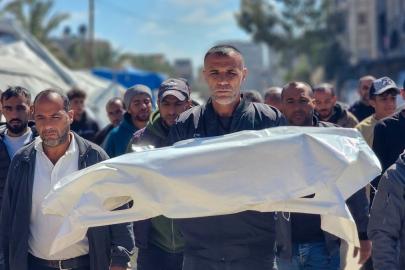 Gazze'de can kaybı 72 bin 247'ye yükseldi