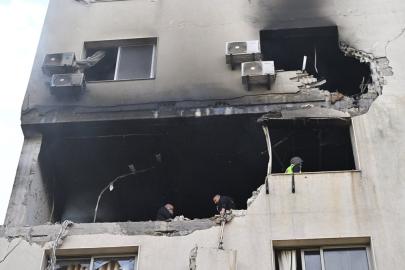 İsrail, Lübnan’da silah deposunu vurdu: 2 ölü