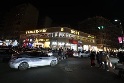 Mısır’da tasarruf alarmı: Dükkanlar erken kapandı, sokaklar karardı