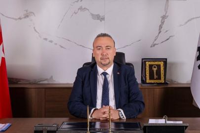 Özkan Yalım ile sevgilisinin yazışmaları: Aşkım işe gitmeme gerek var mı