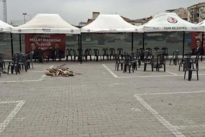 Özkan Yalım'a destek için kurulan çadır boş kaldı