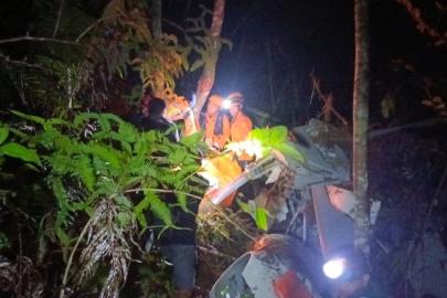 Endonezya’da helikopter faciası: 8 ölü