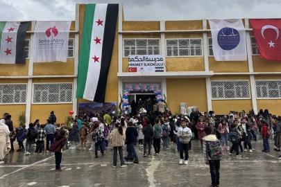 İdlib'de zarar gören okul, Türkiye'nin desteğiyle yeniden eğitime başladı