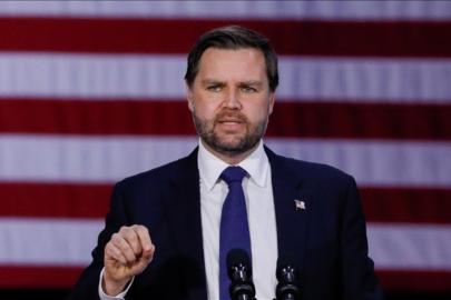 JD Vance, Pakistan Başbakanı Şahbaz Şerif ile görüştü
