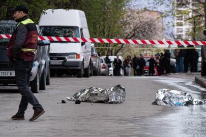 Kiev'de kimliği belirsiz bir kişinin ateş açması sonucu 6 kişi öldü